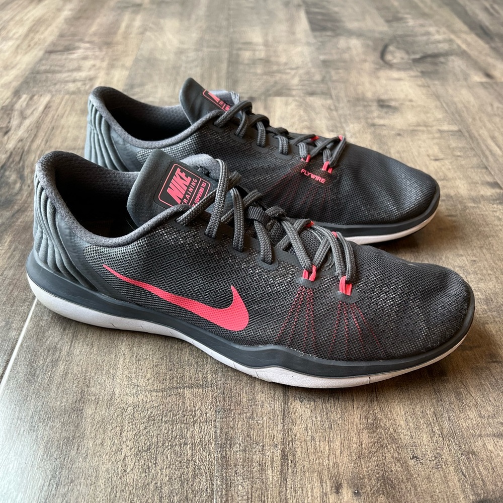 Nike Flex Supreme TR 5 Sneakers Womens 11